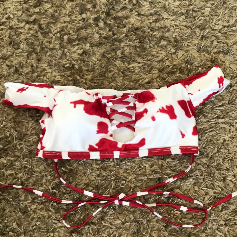 Off the shoulder red and white tie-dyed bikini top
